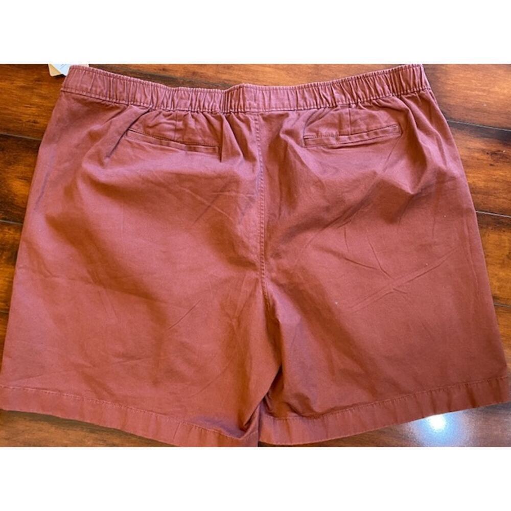 L.L. Bean Men's Lakewashed Stretch Khaki‎ Shorts, Pull-On, 8" NWTs - Picture 2 of 5